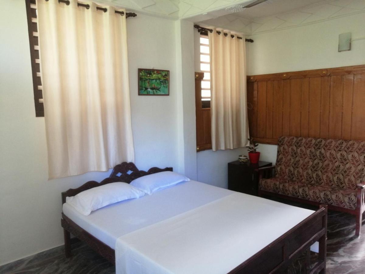 Blue Waves Beach Residency Hotel Varkala Exterior photo